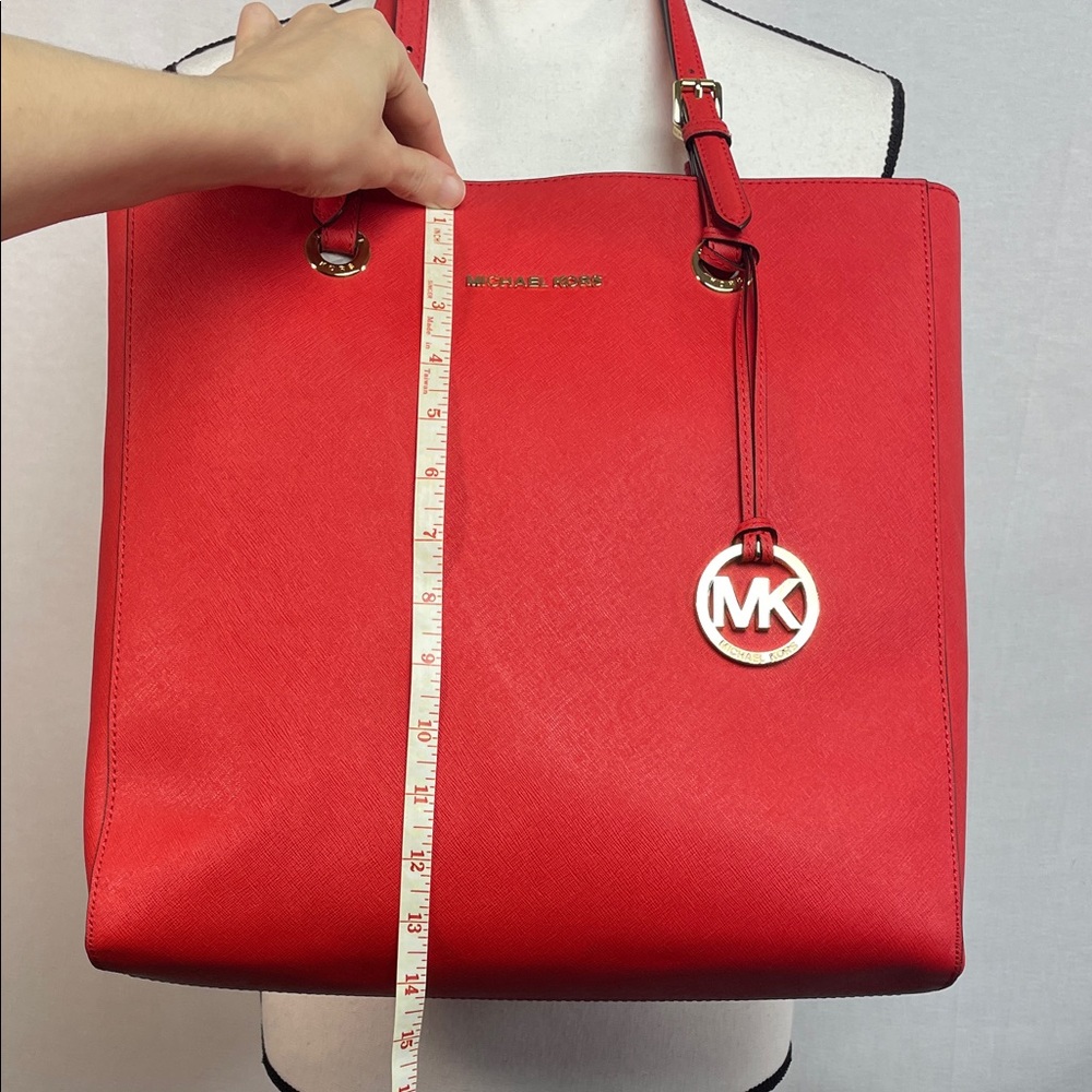Michael Kors Vibrant cherry Red Tote gold hardware large purse - Picture 5 of 17